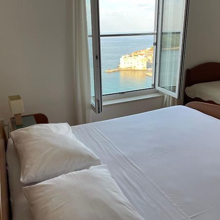 Apartment Laura,Amazing View! ดูบรอฟนิก ภายนอก รูปภาพ