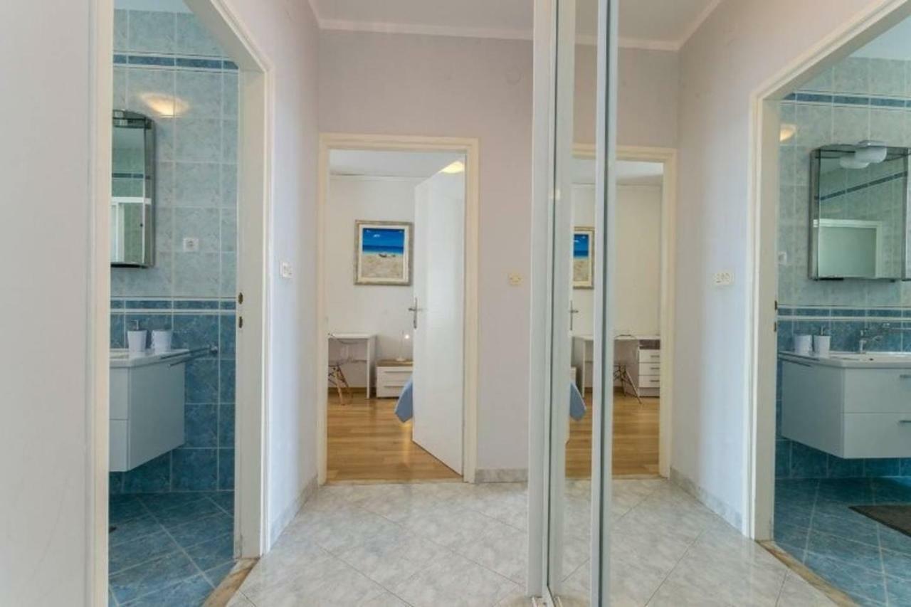 Apartment Laura,Amazing View! ดูบรอฟนิก ภายนอก รูปภาพ